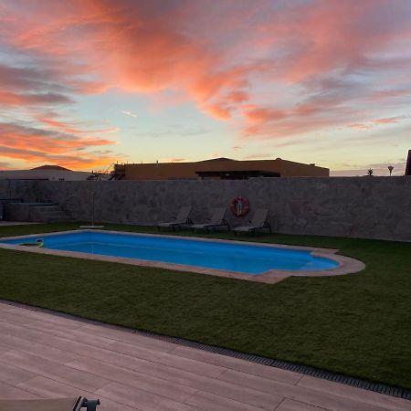 Villa & Golf & Heated Saltwater Pool & Leisure & Wifi Caleta De Fuste Bagian luar foto