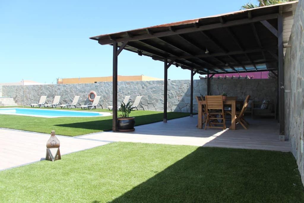 Villa & Golf & Heated Saltwater Pool & Leisure & Wifi Caleta De Fuste Bagian luar foto